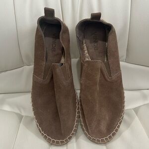 Preowned Vince, Tan, Suede, Espadrille, Women’s size 6M.